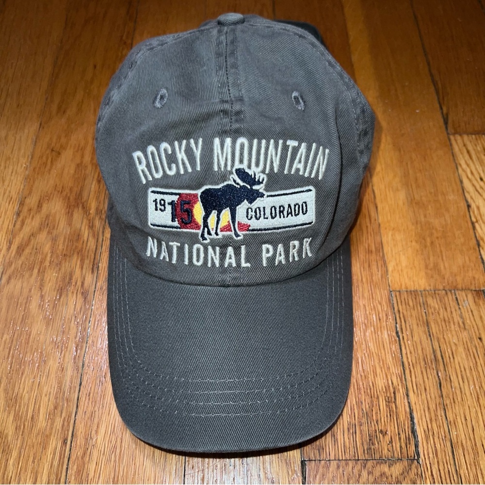 Rocky Mountain National Park Baseball Hat. Excellent condition